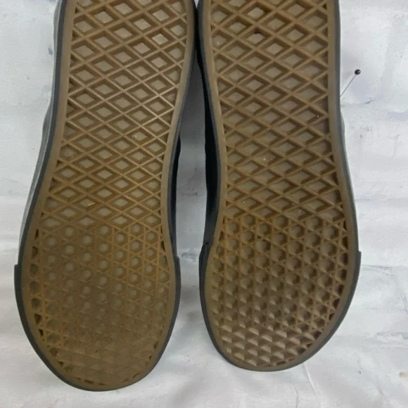 Vans Skull Slip Ons - Picture 9 of 10